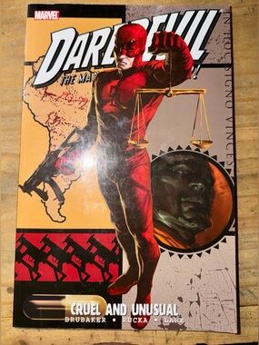 2008 FIRST PRINTING of Daredevil: Cruel and Unusual graphic novel